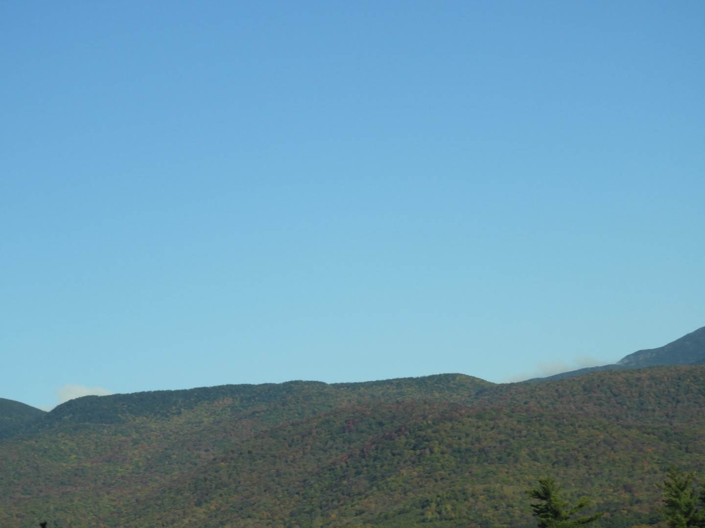 Sites along interstate through central New Hampshire 8 of 14 (#0060)