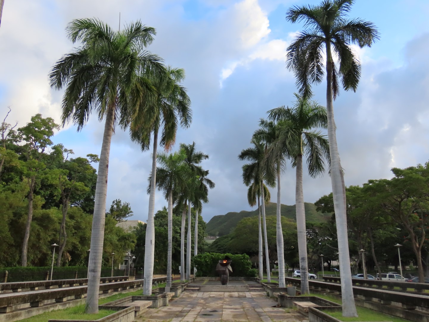 Hawaii State Capitol  5 of  6 (#0122)
