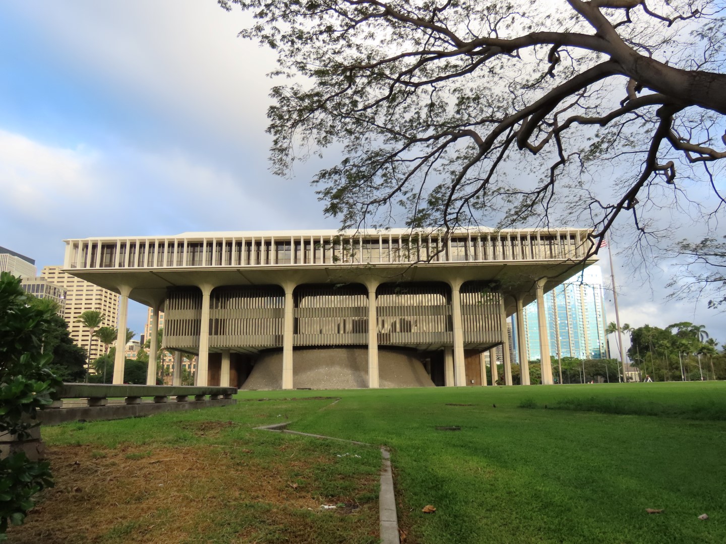 Hawaii State Capitol  3 of  6 (#0127)