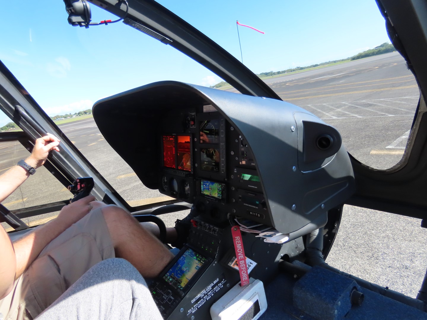 Blue Helicopter Tour Service on the Big Island of Hawaii  3 of  6 (#0515)