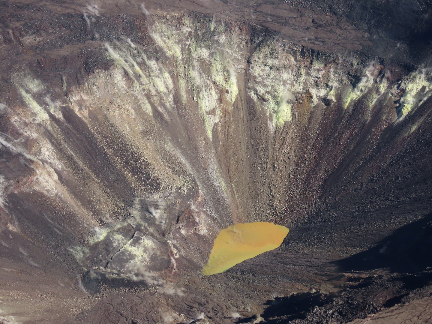 Touring the old Lava Beds of the Big Island of Hawaii 19 of 38 (#0567)
