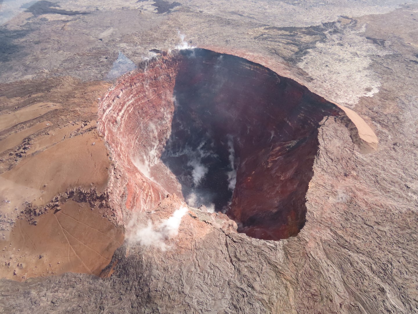 Touring the old Lava Beds of the Big Island of Hawaii 35 of 38 (#0584)