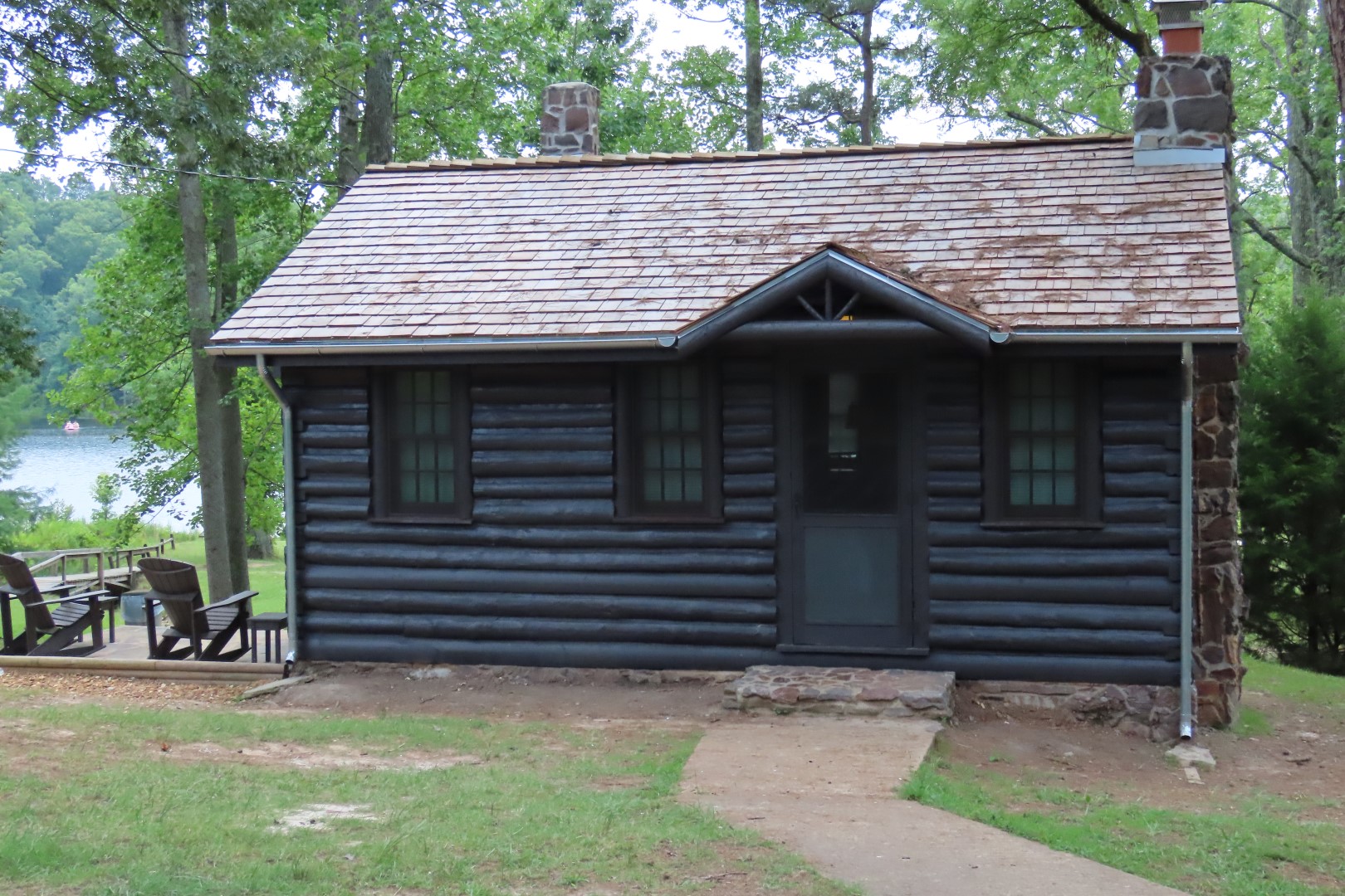 Cabin at Chickasaw State Park in Tennessee  2 of  6 (#1850)
