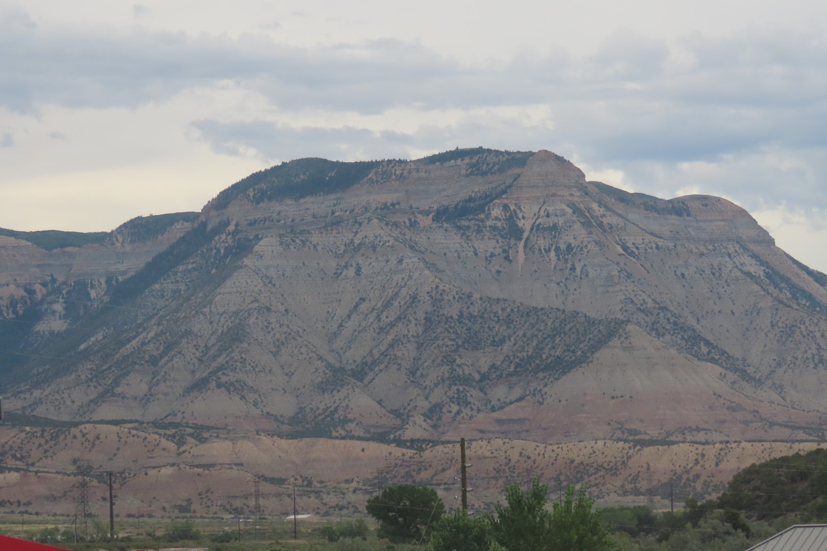 Area around Hotel in Parachute Colorado in Utah  3 of  3 (#1946)