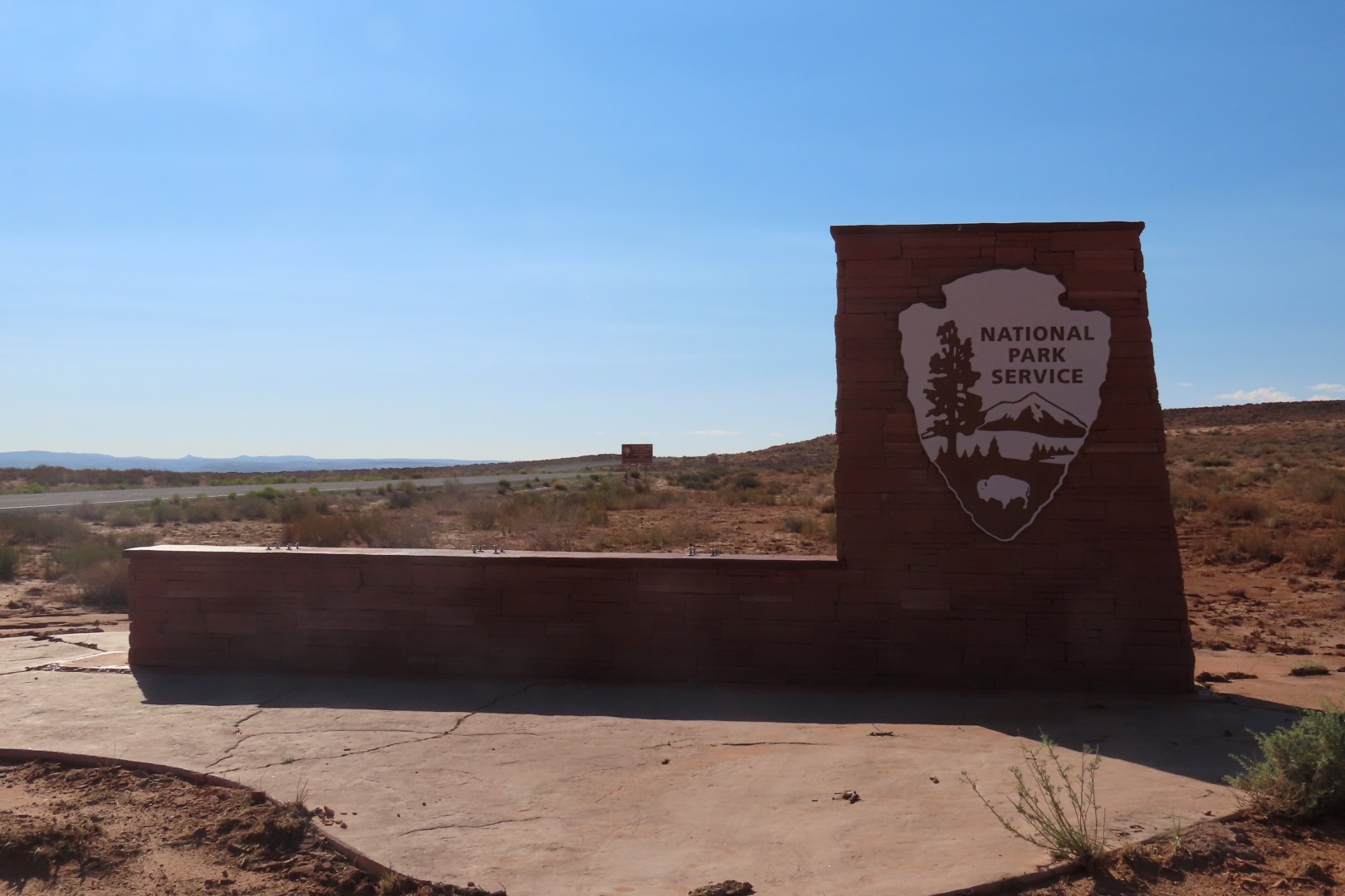 Glen Canyon and Lake Powell in Utah  1 of  6 (#1964)
