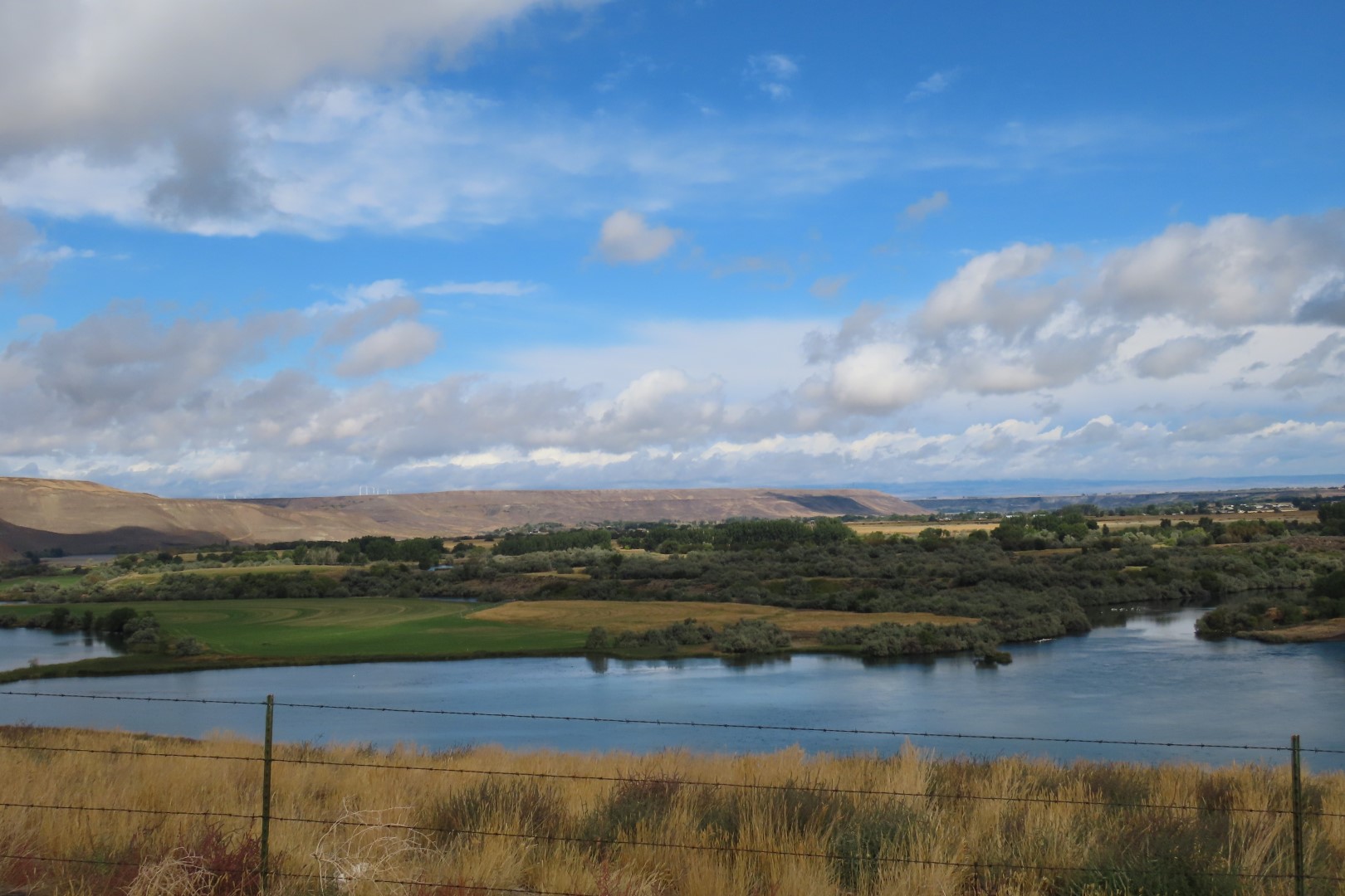 Snake River in Idaho adjacent to Hagerman Fossil Bed National Park  2 of  7 (#2345)