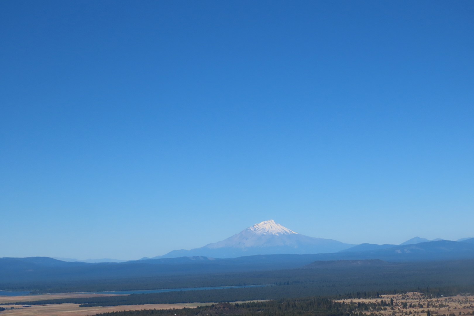 Mount Shasta looking east to west  1 of  5 (#2362)