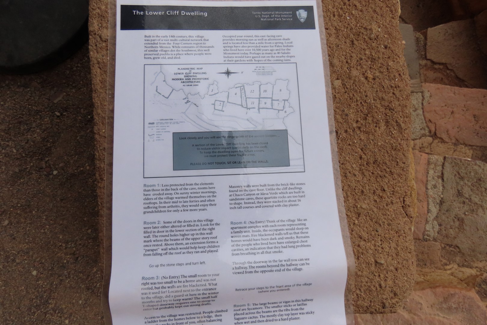 Along Tonto National Park path to the cliff dwellers's home 22 of 28 (#3023)