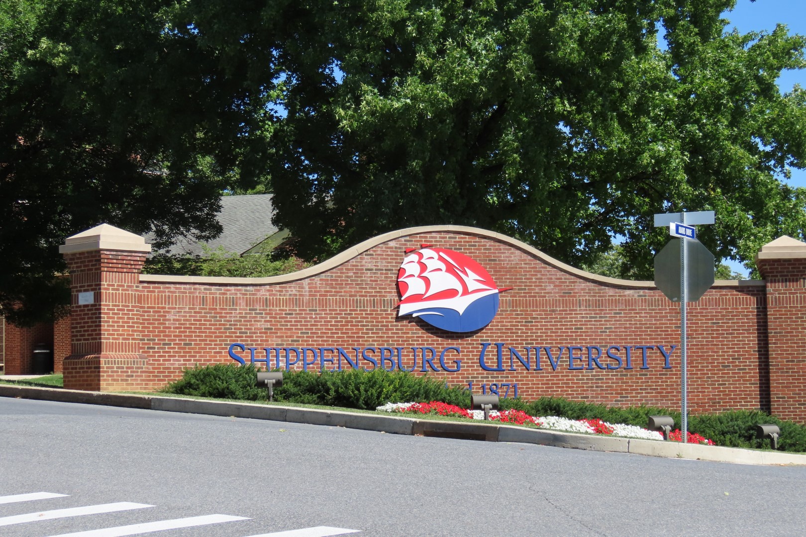 Shippensburg University PA  1 of  4 (#4142)