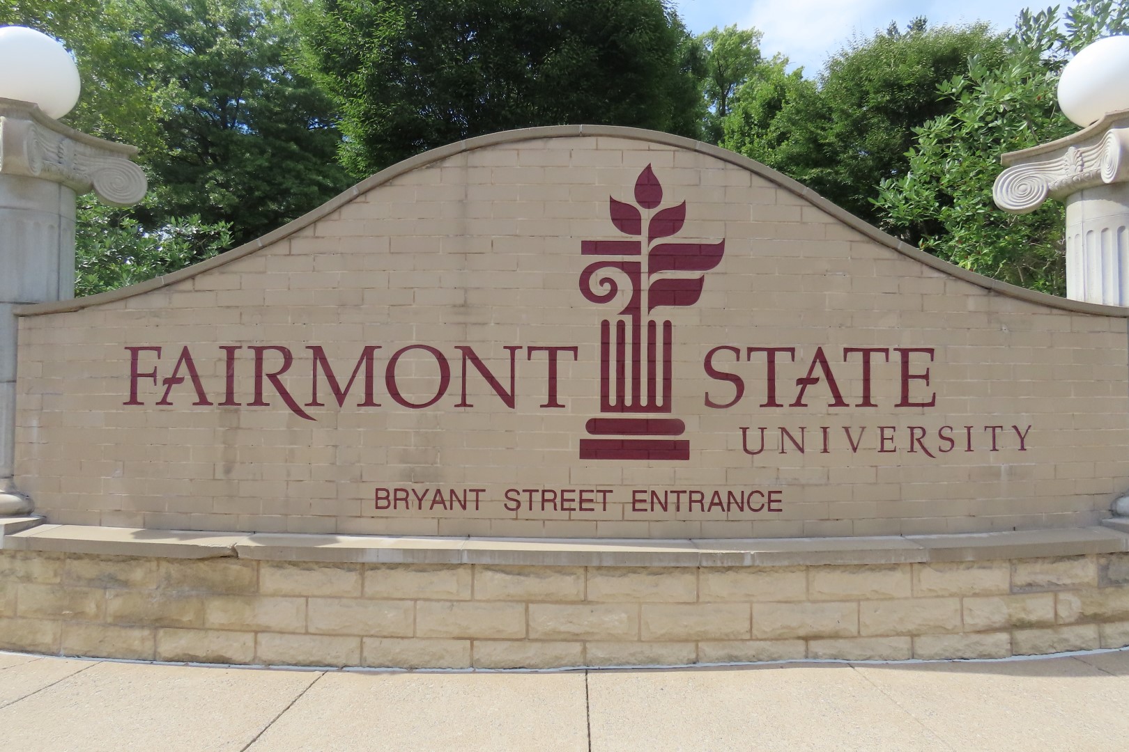 Fairmont State University WV  1 of  4 (#4171)