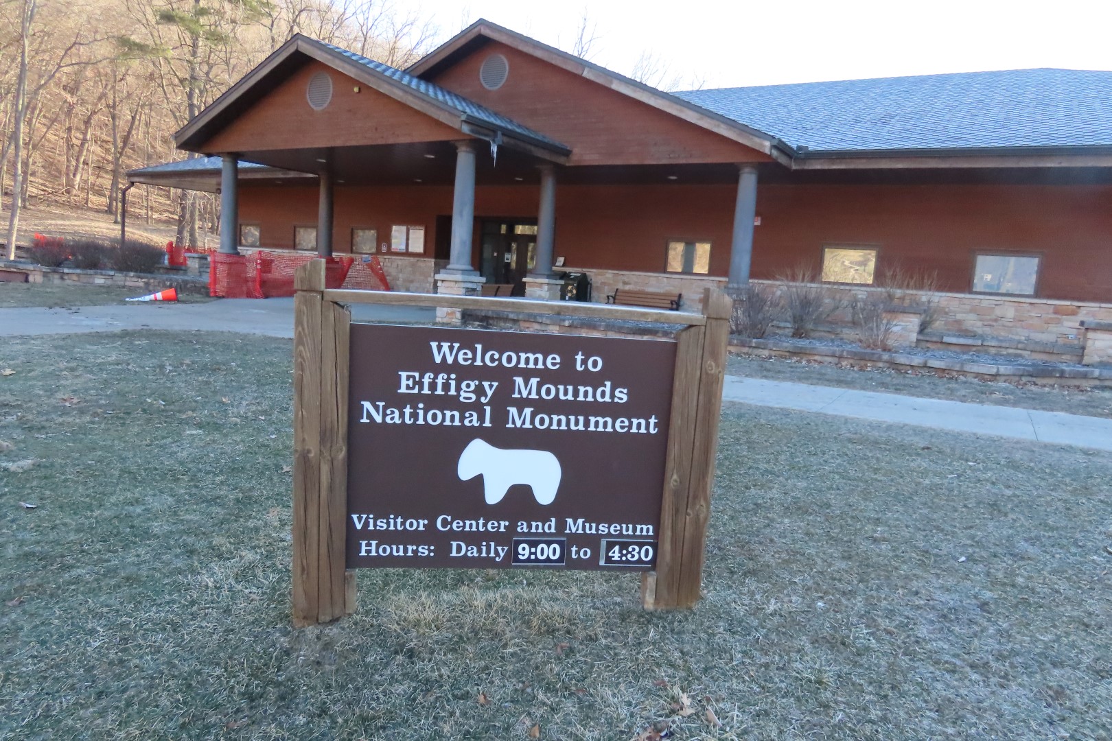 Effigy Mounds National Historic Site in Iowa  4 of 12 (#5004)