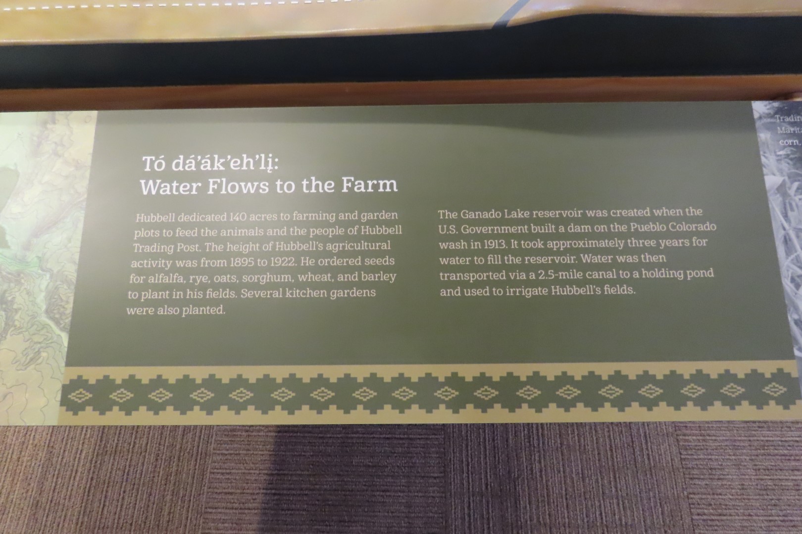 Highway to Canyon de Chelley National Monument  2 of  5 (#5205)