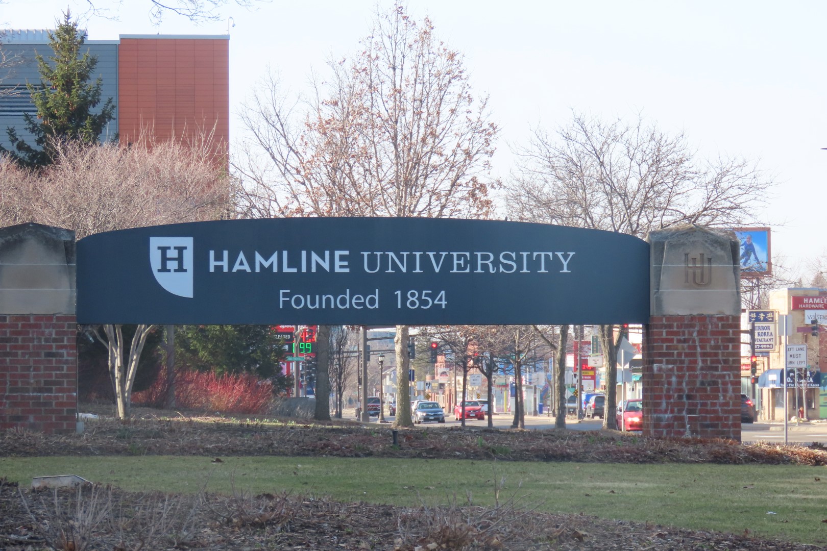 Hamline University  1 of  2 (#5692)