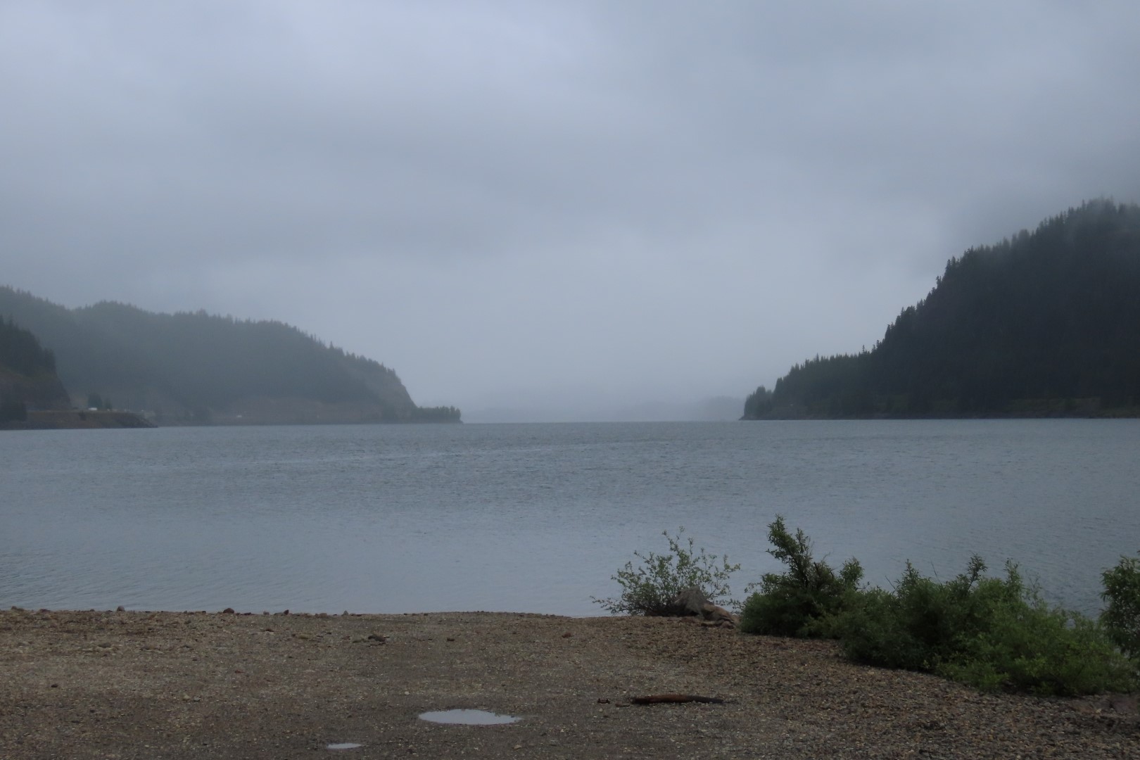 Keechelus Lake along I-90 in central Washington  1 of  7 (#6122)
