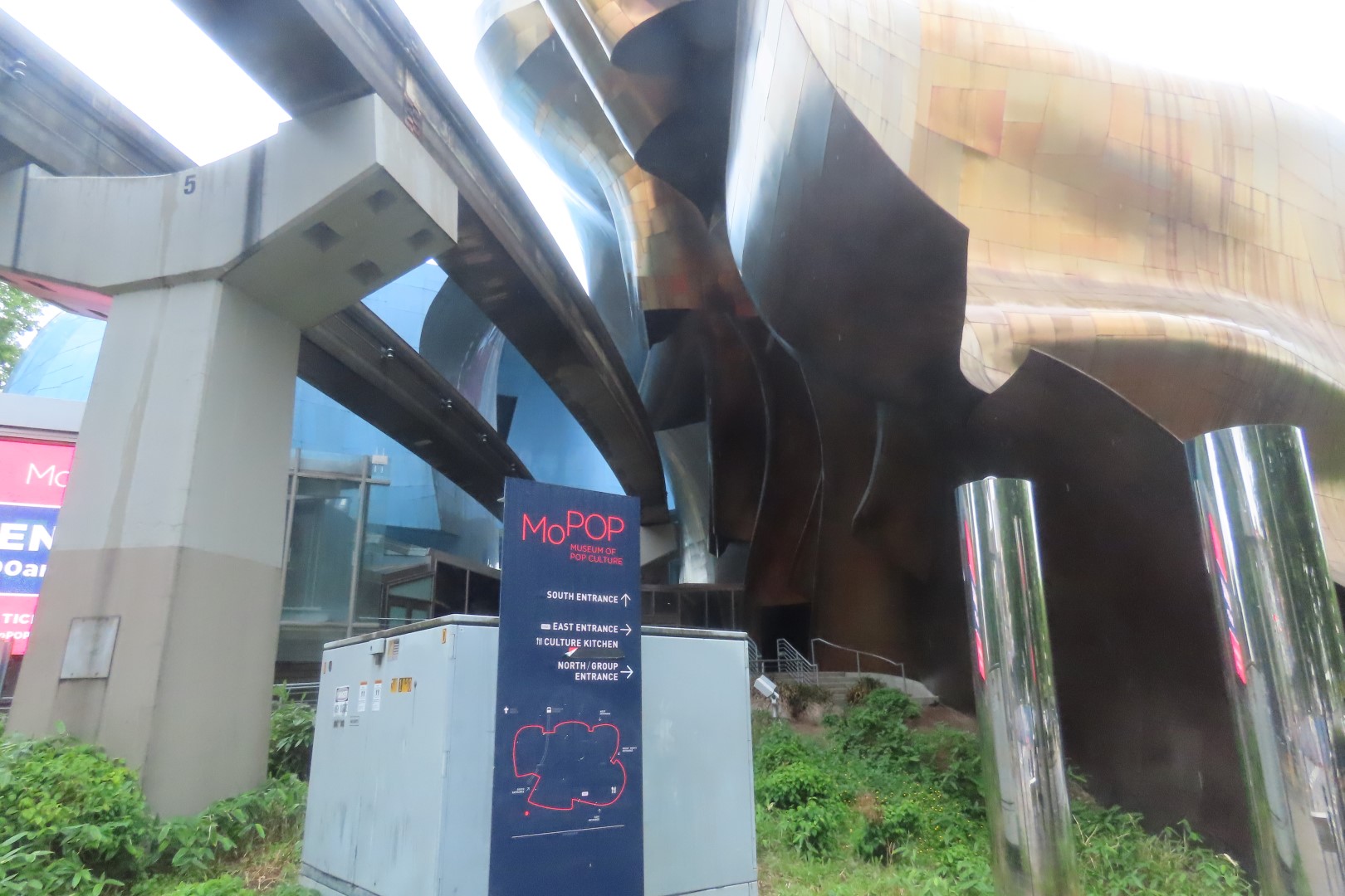 Pop Cultural Museum and Space Needle in downtown Seattle Washington  3 of 10 (#6136)