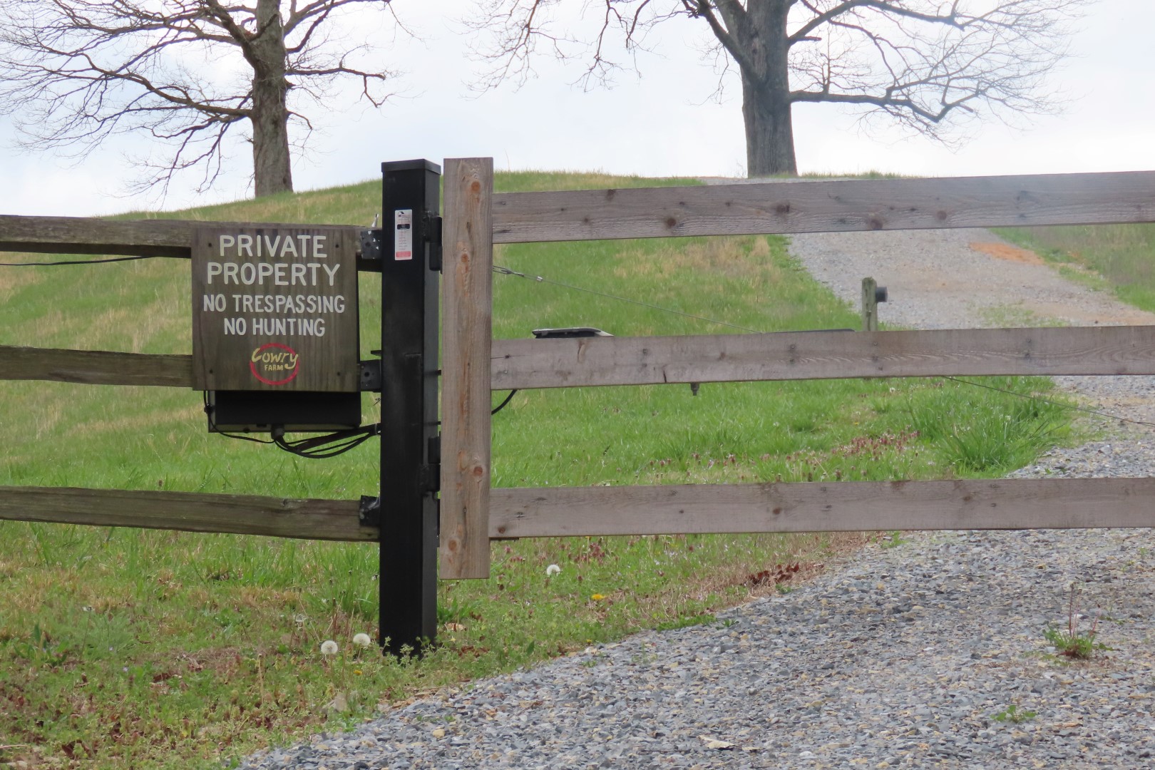 Woody Cemetery near Santa Fe, Tennessee -- private road to cemetery, tried alternative route  1 of  8 (#7522)