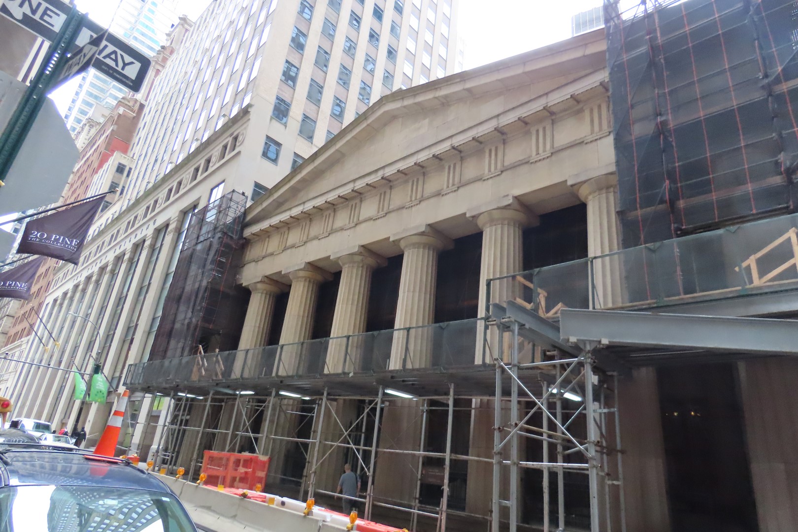 Federal Hall  3 of  6 (#7918) onmouseover=