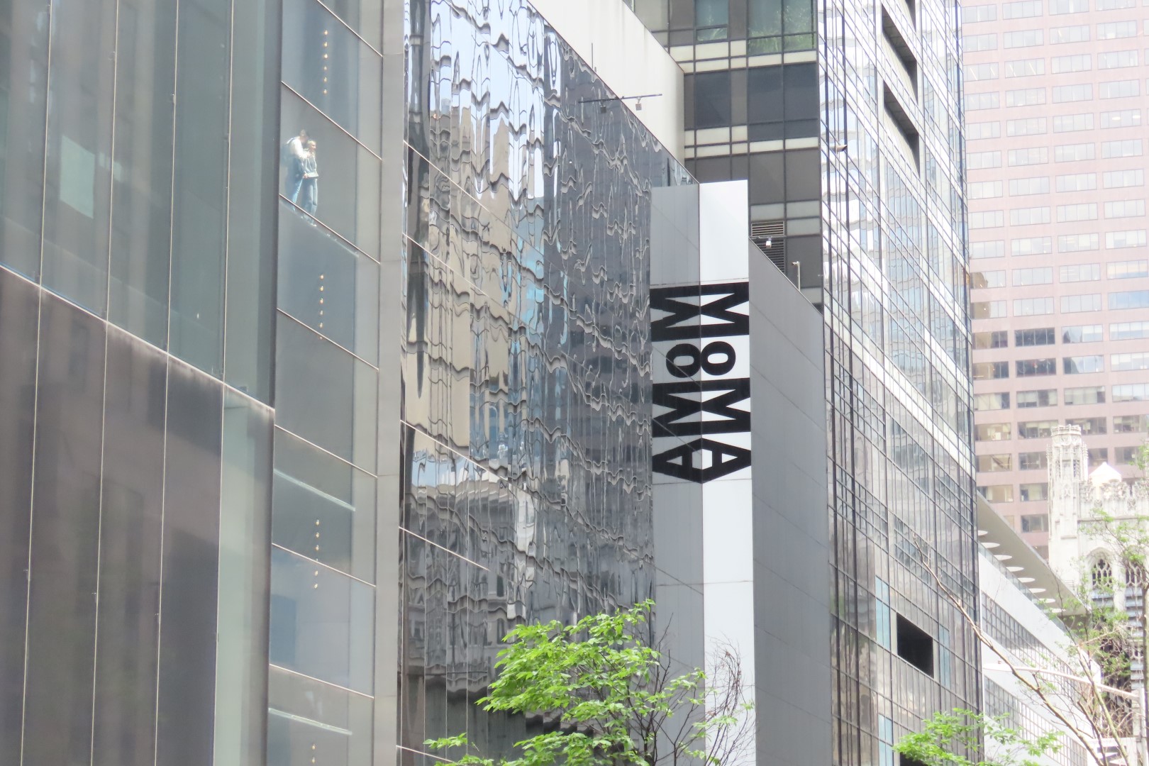 Museum of Modern Art  1 of  5 (#7927) onmouseover=