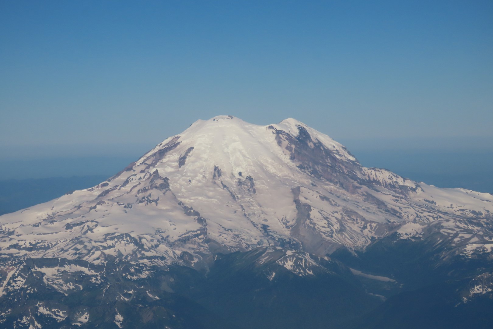 Aerial View of Mountains near Seattle  2 of  5 (#8414)