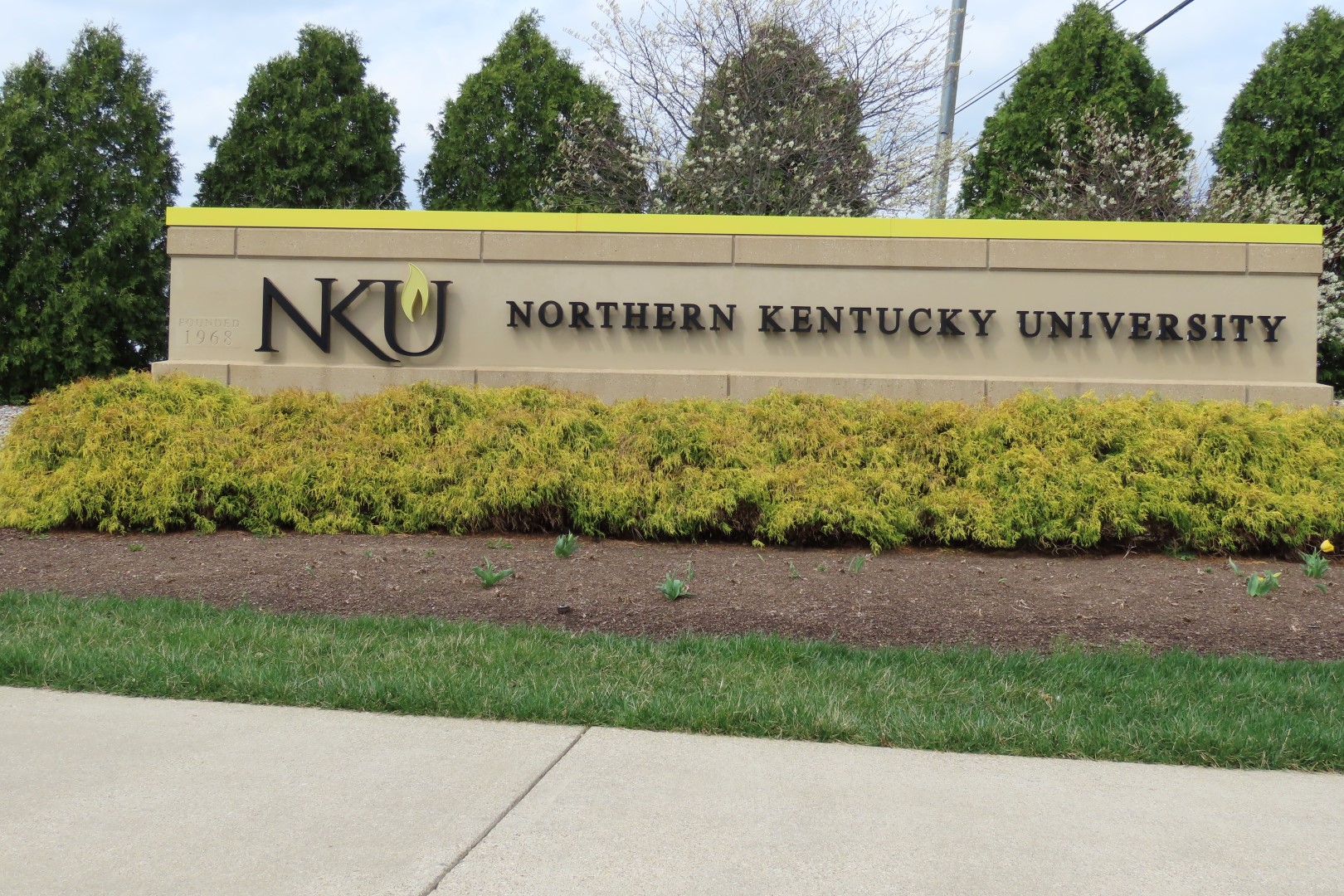 Northern KY Univ.  1 of  3 (#9580)