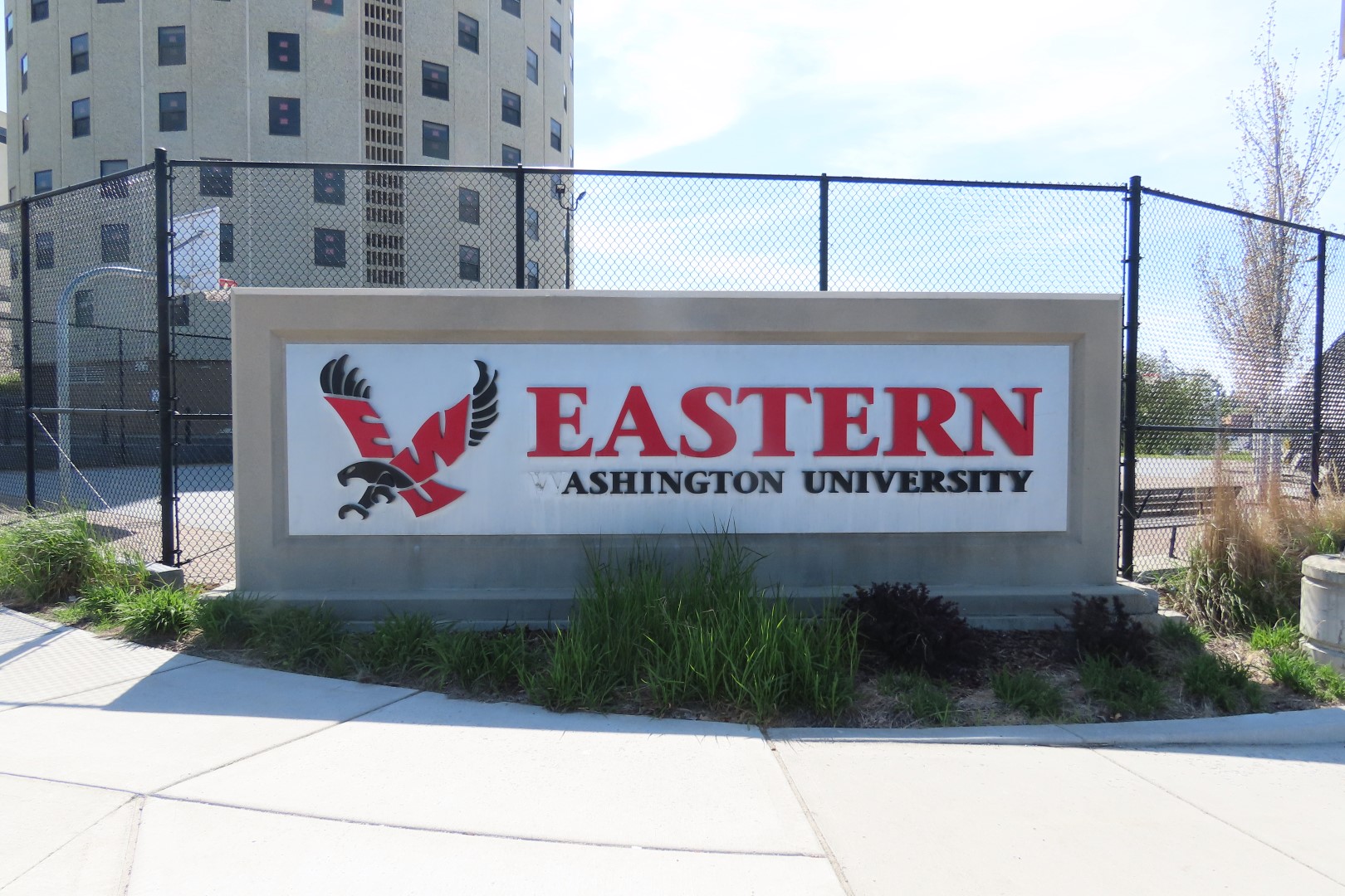 Eastern Washington University  1 of  3 (#9700)